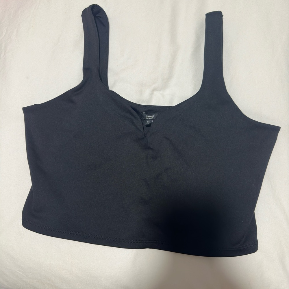 🖤🖤Express Size L High Compression Cropped Tank with Sweetheart Neckline🖤🖤